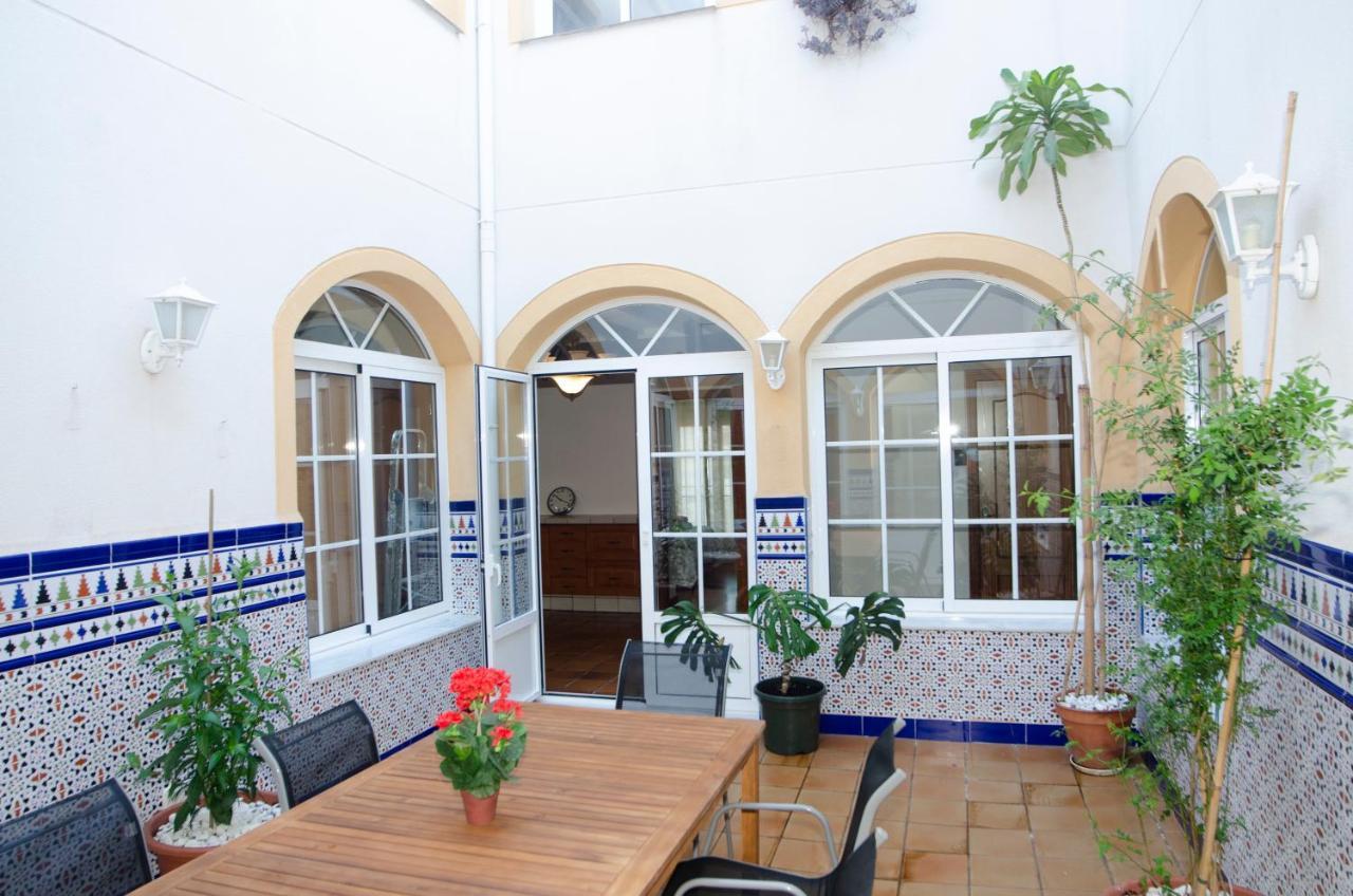 Отель Casa Del Patio Andaluz Малага Экстерьер фото
